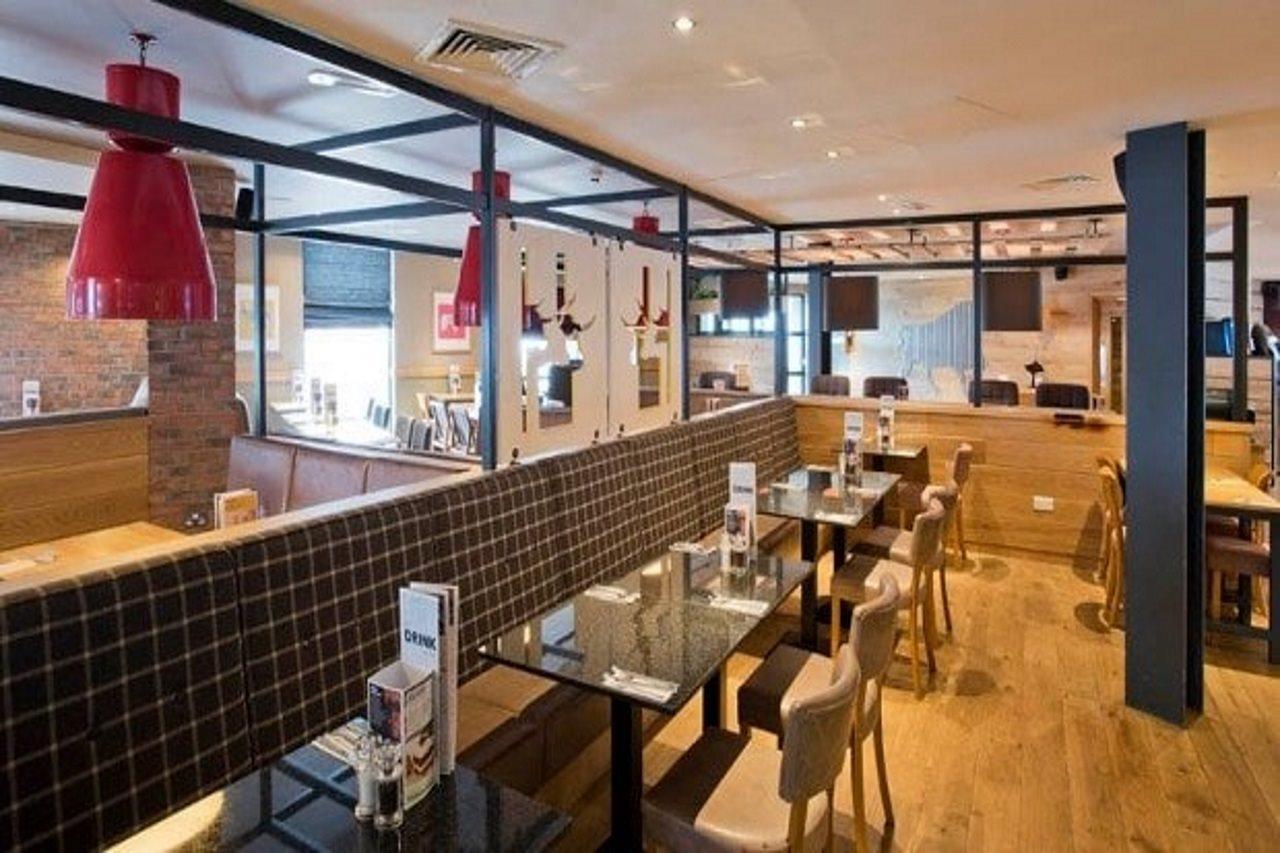 Premier Inn Stirling City Centre Exteriér fotografie